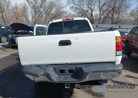 2000 Toyota Tundra Sr5 V8 z USA, uszkodzony, nr VIN 5TBBT4419YS107057